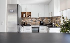 The Black Marble - Sea View, 2Br, 2Ba By Bnc