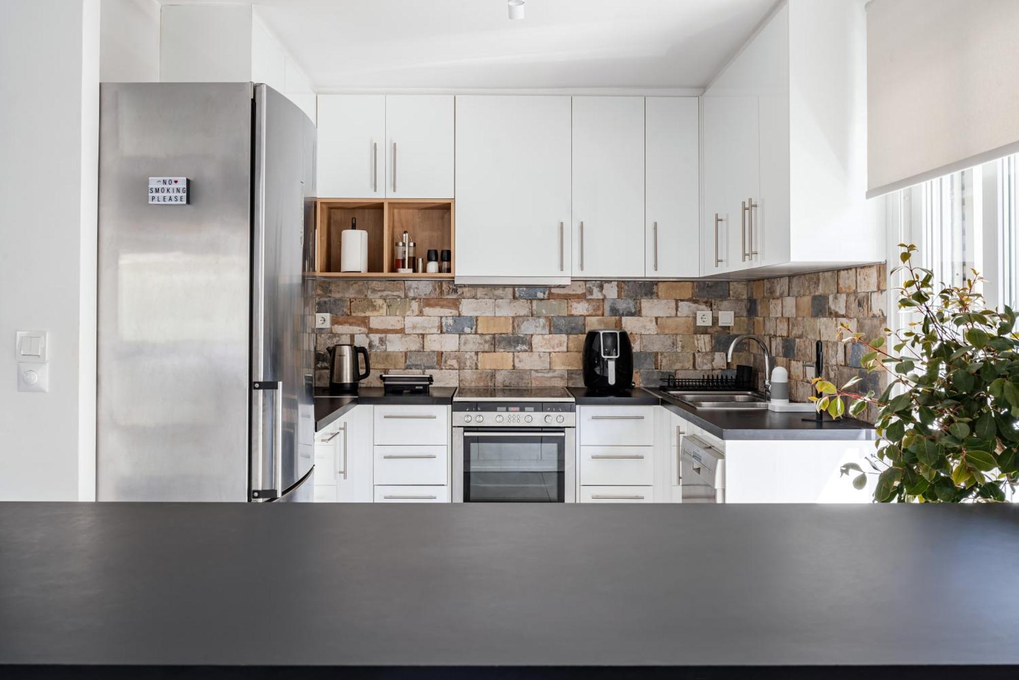 The Black Marble - Sea View, 2Br, 2Ba By Bnc Αθήνα Εξωτερικό φωτογραφία